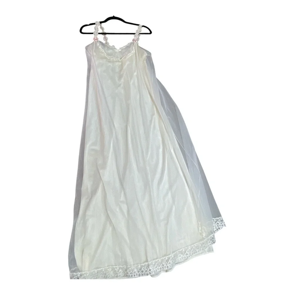 Vanity Fair‎ 50's  Peignoir Bridal Nightgown Robe Set
